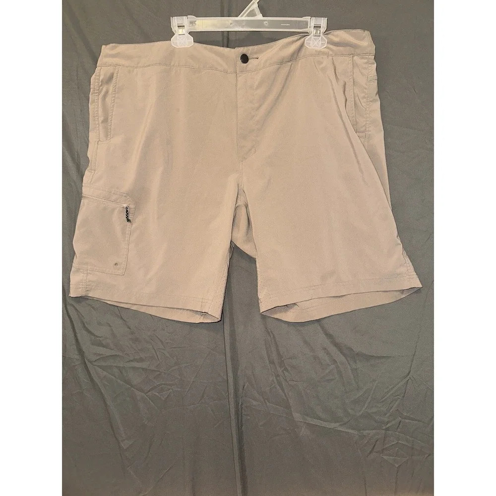 Magellan outdoors Water repellent‎ fish gear shorts mens 2XL tan